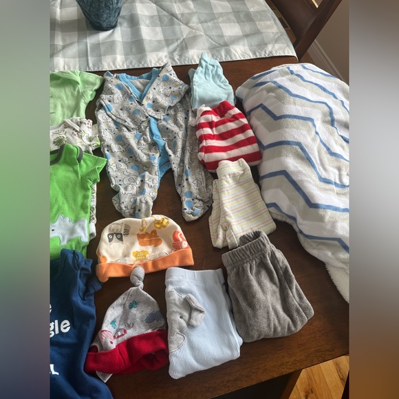 Boy baby bundle (19 items ) - Picture 4 of 4